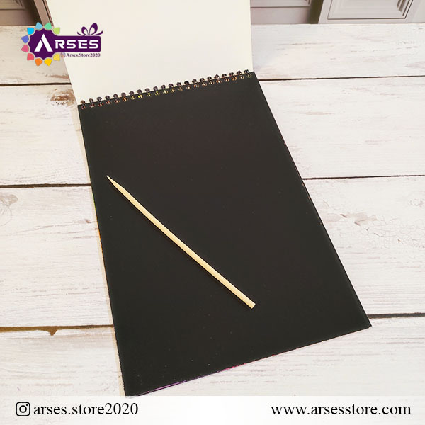 دفتر اسکراچ نت رحلی طرح دختر کلاه دار2